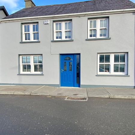 Modern Family Home Castleisland Exterior foto